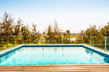 Cost of Glass Pool Fence Repair in Coconut Creek, FL